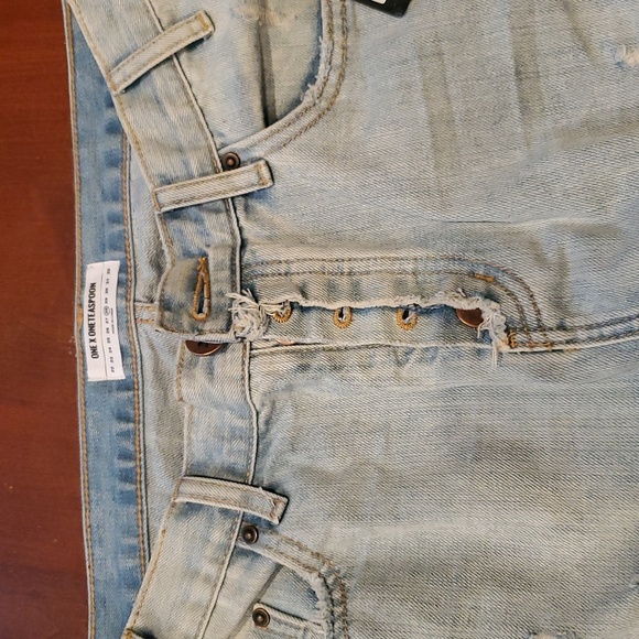 Revolve one teaspoon Distressed Light Blue Women's Cropped Jeans. Size 28. - Picture 2 of 5